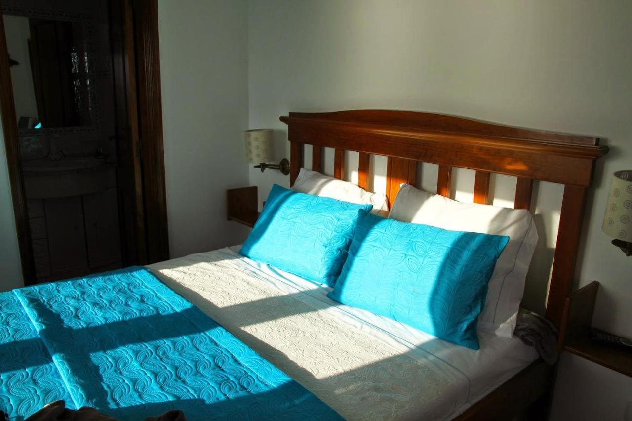 Pequena Baleia Bed & Breakfast Ferrel  Luaran gambar