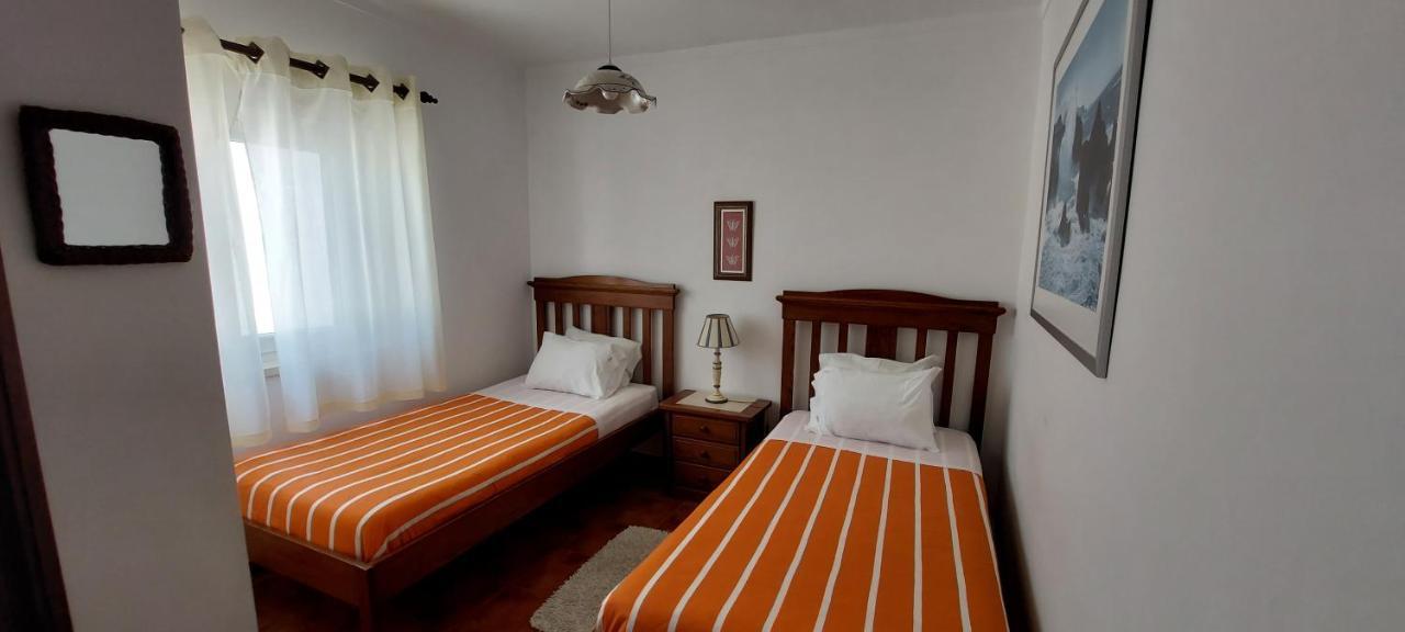 Pequena Baleia Bed & Breakfast Ferrel  Luaran gambar